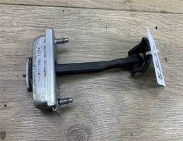 Ограничитель двери для Ford Focus II 2005-2008  запчасти бу