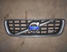 Решетка радиатора для Volvo V70 2007-2013  запчасти бу