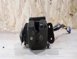 Замок багажника для Toyota Corolla Verso 2004-  запчасти бу