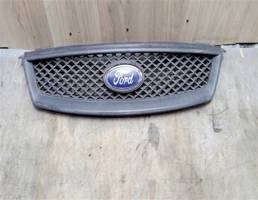 Решетка радиатора для Ford Focus II 2005-2008  запчасти бу
