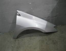 Крыло переднее правое для Renault Laguna III 2007-2012  запчасти бу