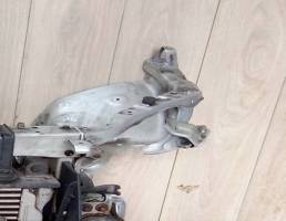 Кронштейн фар левый для Toyota Avensis III 2009-2011  запчасти бу