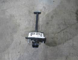 Ограничитель двери для Ford Focus II 2005-2008  запчасти бу