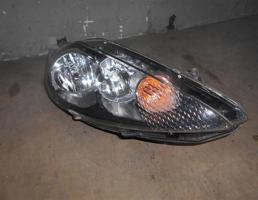 Фара правая для Ford Fiesta 2008-2012  запчасти бу