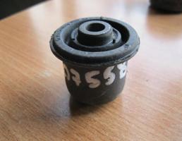 Сайлентблок переднего рычага для Audi 80 /90 (B4) 1991-1994  запчасти бу