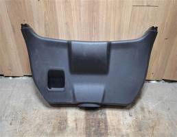 Обшивка двери багажника для Ford Fiesta 2008-2012  запчасти бу