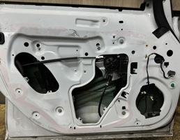 Трос открывания передней двери для Opel Astra J 2010 -  запчасти бу