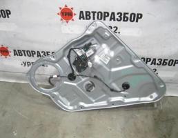 Мотор стеклоподъемника задний правый для Kia Ceed 2007- 2012  запчасти бу