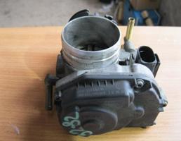 Заслонка дроссельная электрическая для Skoda Octavia (A4 1U-) 2000-2011  запчасти бу