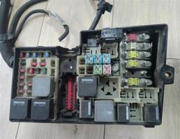 Блок предохранителей для Ford C-MAX 2003-2011  запчасти бу