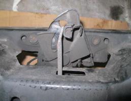 Замок капота для Skoda Octavia (A4 1U-) 2000-2011  запчасти бу