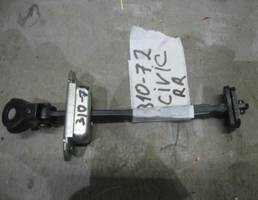 Ограничитель двери для Honda Civic 5D 2012-2016  запчасти бу