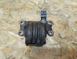 Опора двигателя левая для Lexus RX 350/450H 2017-2019  запчасти бу