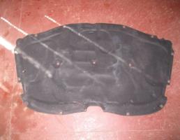 Шумоизоляция капота для VW Touareg 2002-2010  запчасти бу