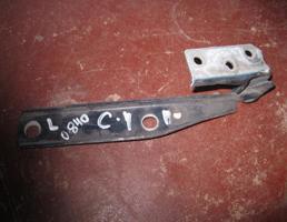 Петля капота левая для Audi 100 (C4) 1991-1994  запчасти бу