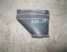 Воздухозаборник для Audi A3 (8P1) 2003-2013  запчасти бу