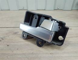 Ручка двери внутренняя правая для Ford Focus II 2008-2011  запчасти бу