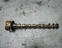 Распредвал впускной для Hyundai Solaris 2010-  запчасти бу