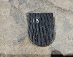Сетка динамик двери передней правой для VW Touareg 2002-2010  запчасти бу